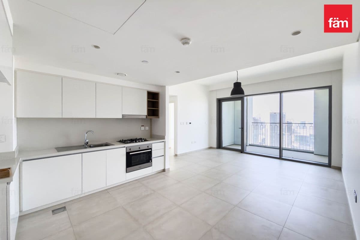 High Floor | Un-Furnished | Vacant