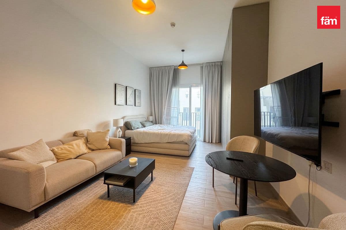 Vacant | Furnished | Ellington | Close To Exit