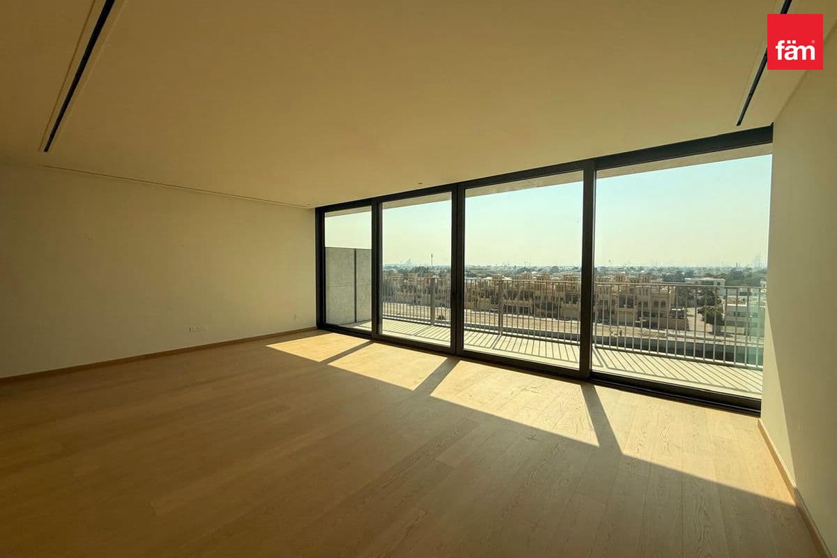2br+M | Ultra Luxury Location |Brand New Apartment