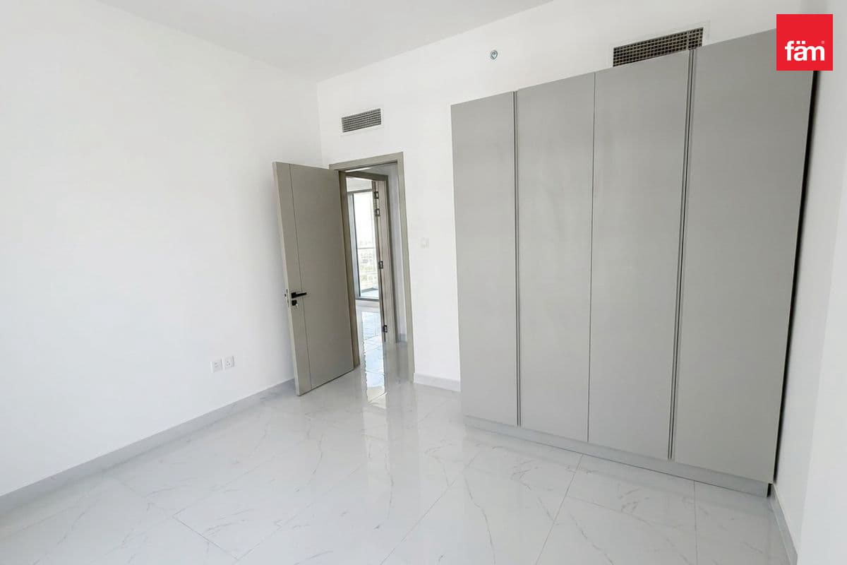 High Floor | Brand New | With Maids | Near Metro