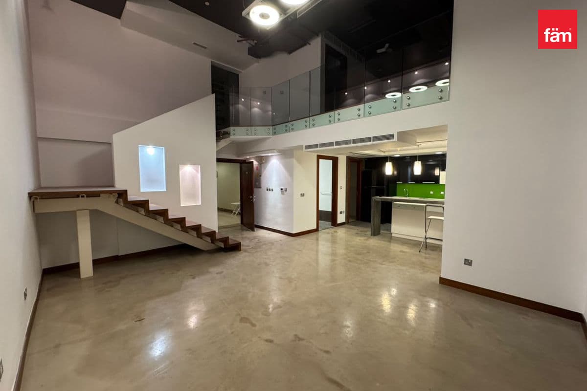 Sea View | Penthouse | Upgraded | Loft Type
