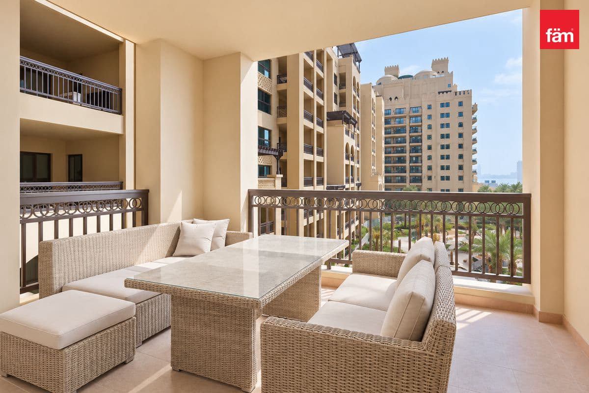 Sea View | Furnished | Vacant | Large