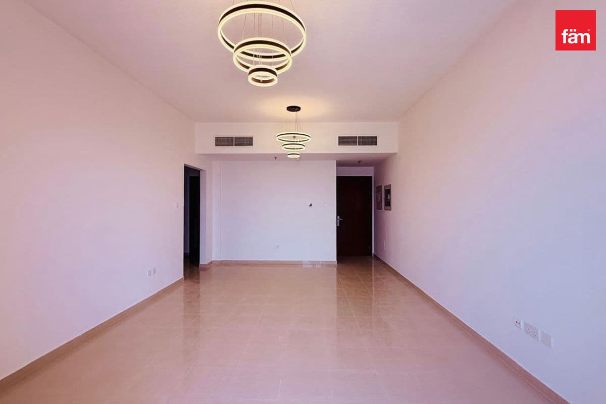 Vastu | Storage | Metro | 2 Parkings