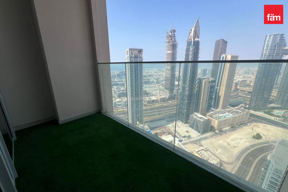 High Floor | Sea Views | Chiller Free