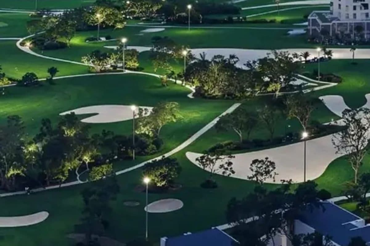 Biggest Layout Plus Study Room / Golf View