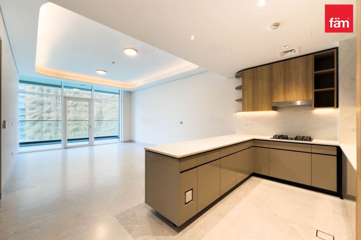 Vacant | 1br | View Now | Unfurnished | Mid Floor