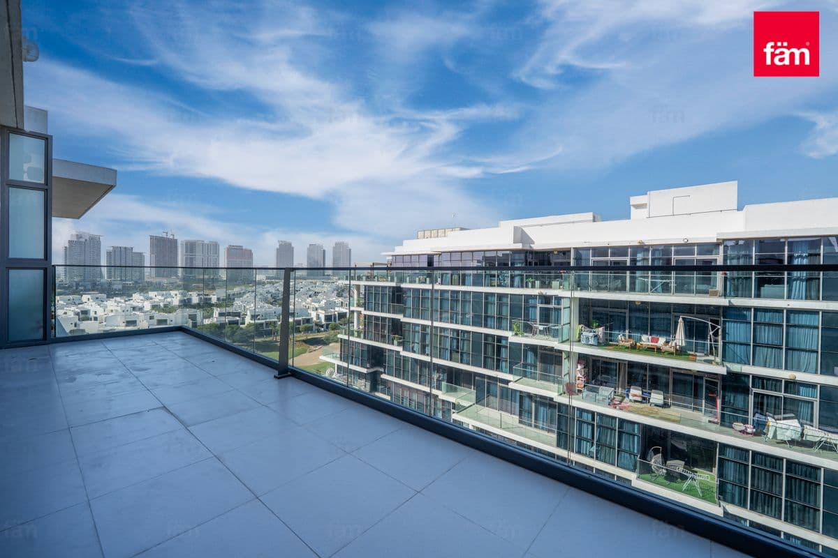 Motivated Seller | Upgraded 2br+Maid | Golf View