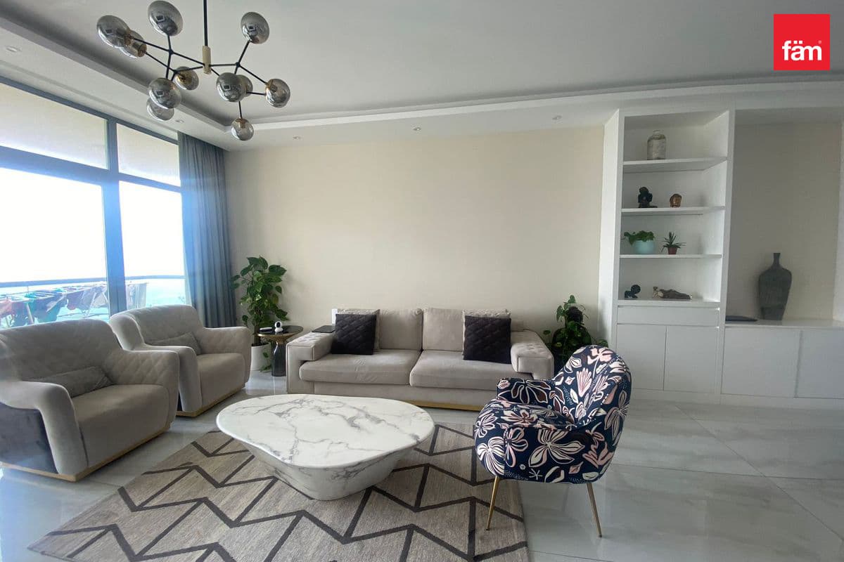 Luxury Living | Furnished | High Floor