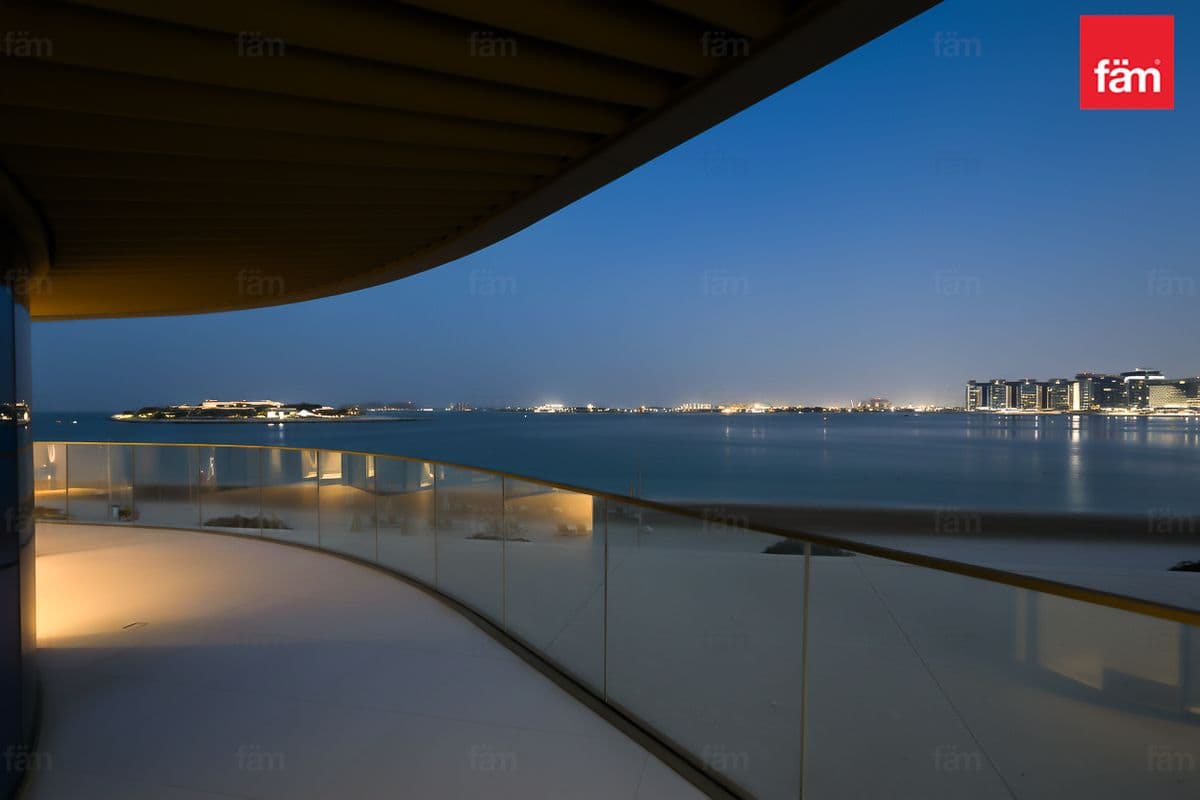 Spacious Layout | Full Palm View | Beach Access