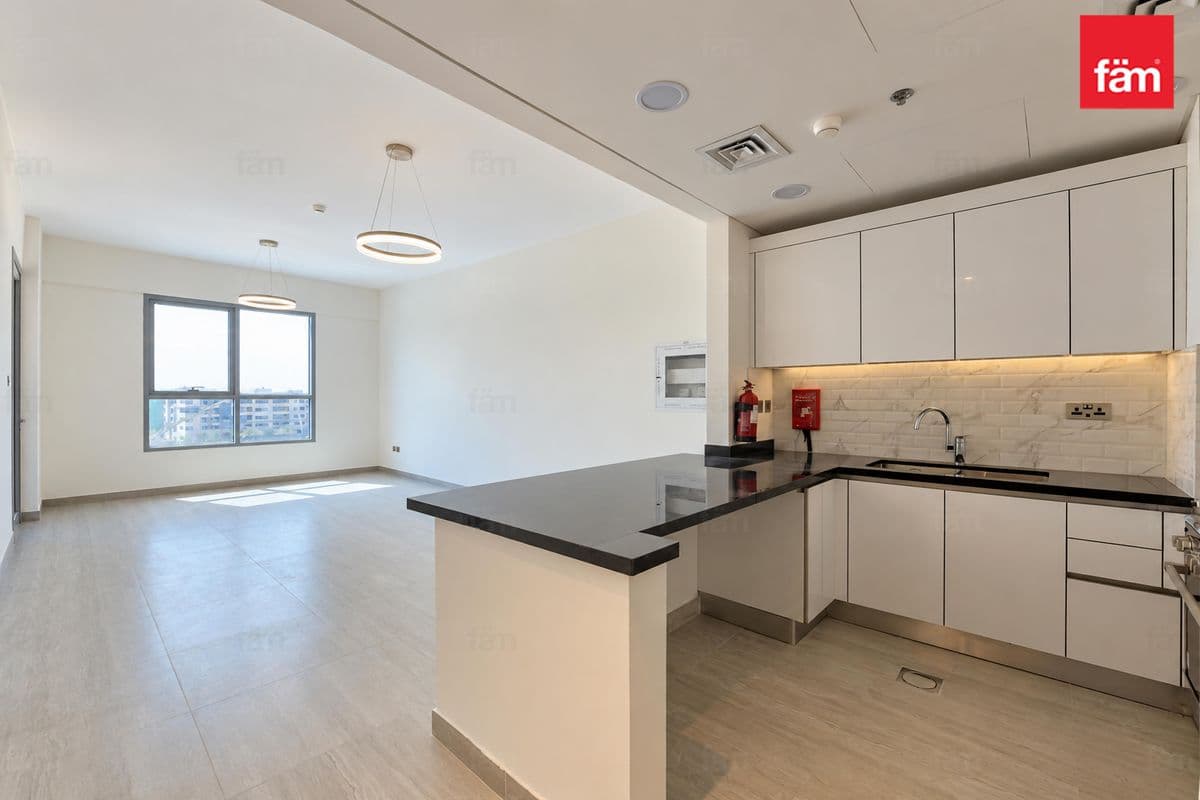 Brand New | Stylish Living | Great Value