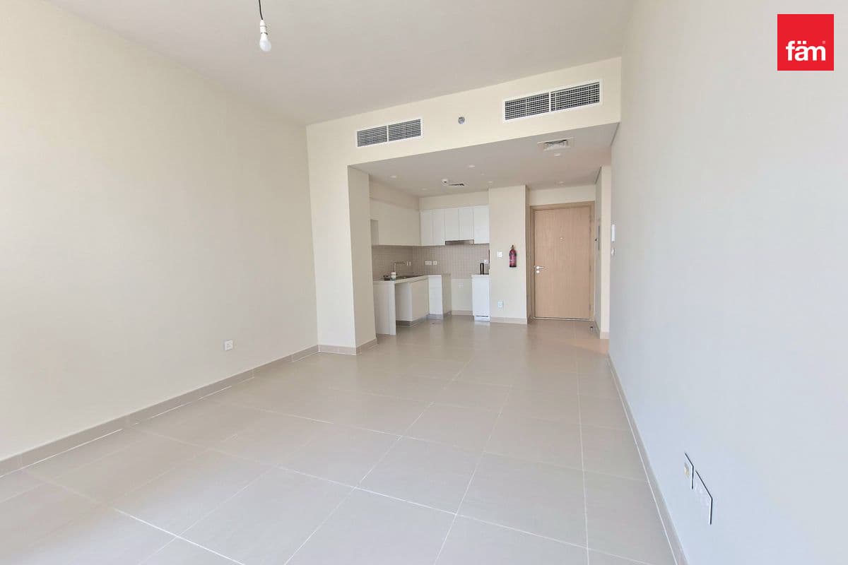 Unfurnished | Modern Living | High Floor