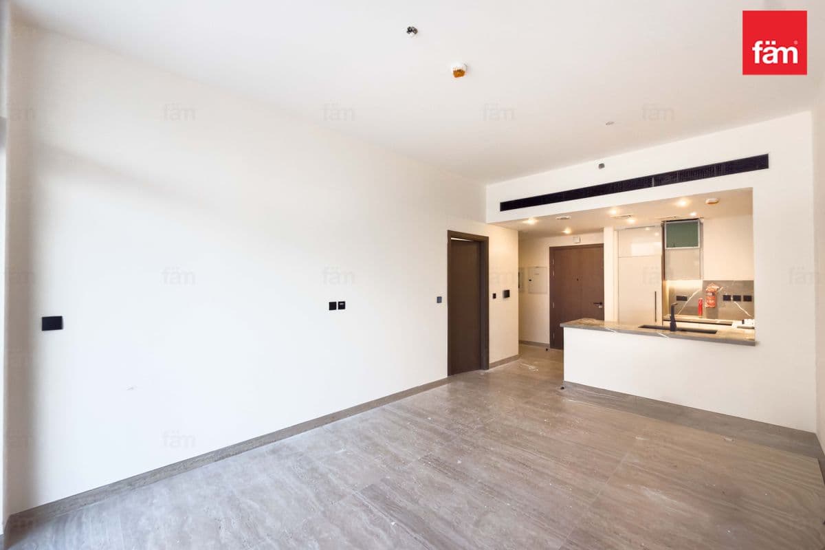 Luxury Finishing | Pool View | Mid Floor