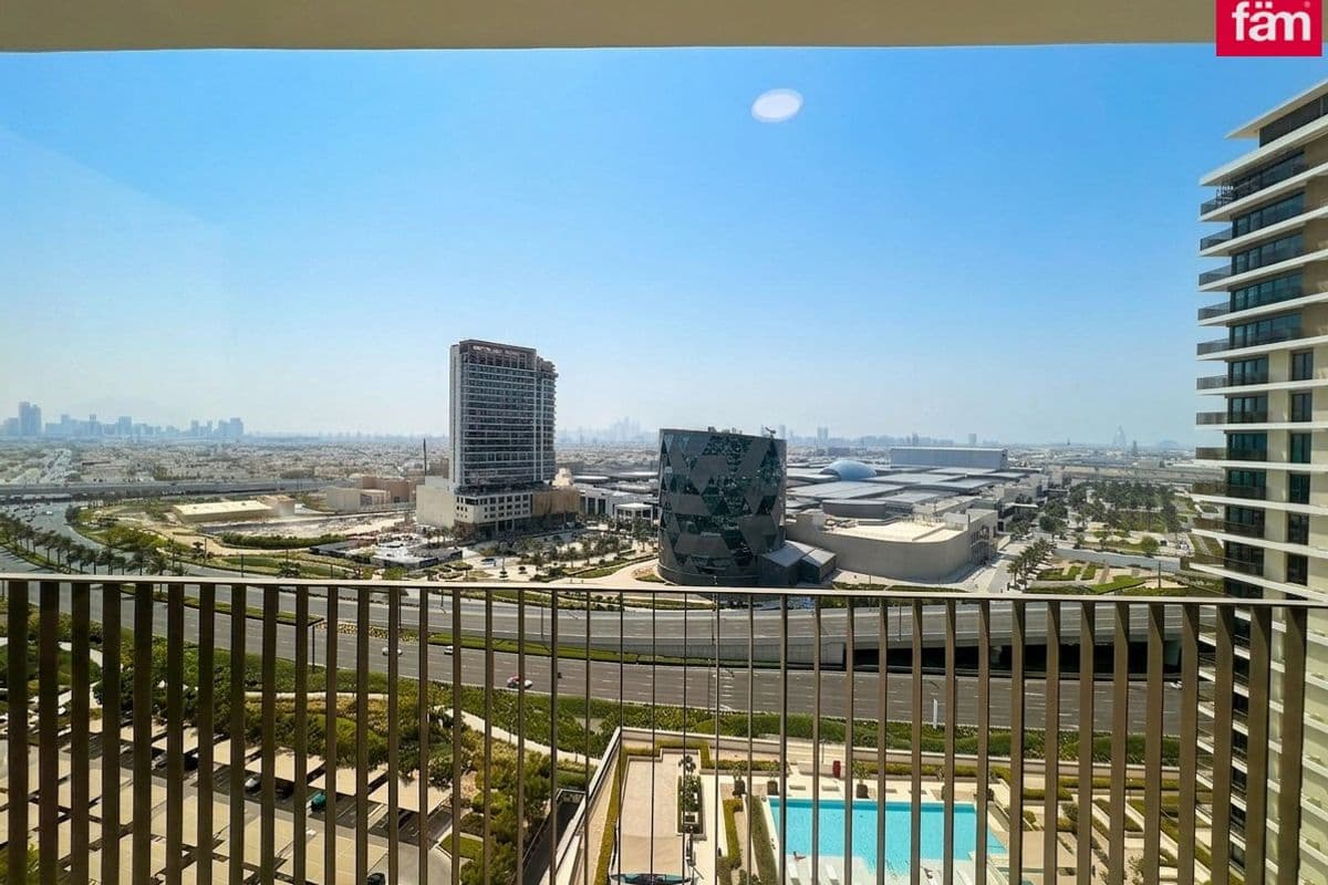 Panoramic Burj Views | 2 Bedroom | Huge Balcony
