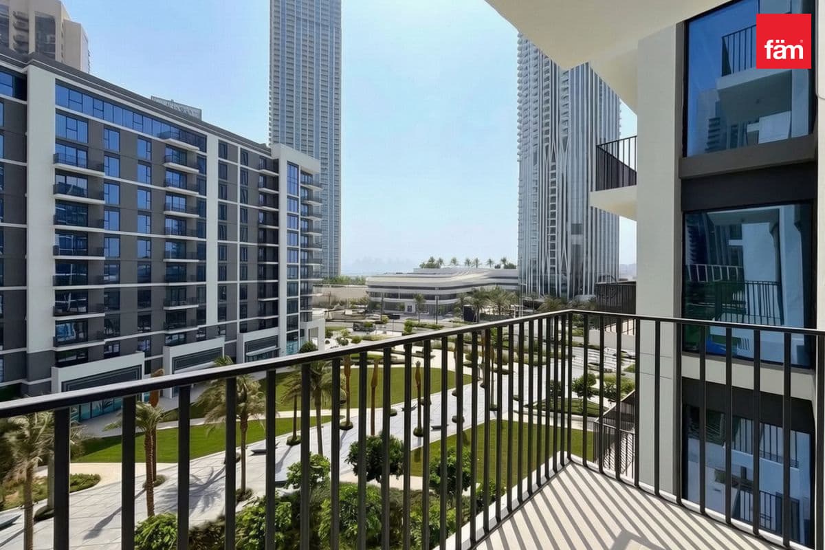 Seaview | Burj Khalifa View | Vacant