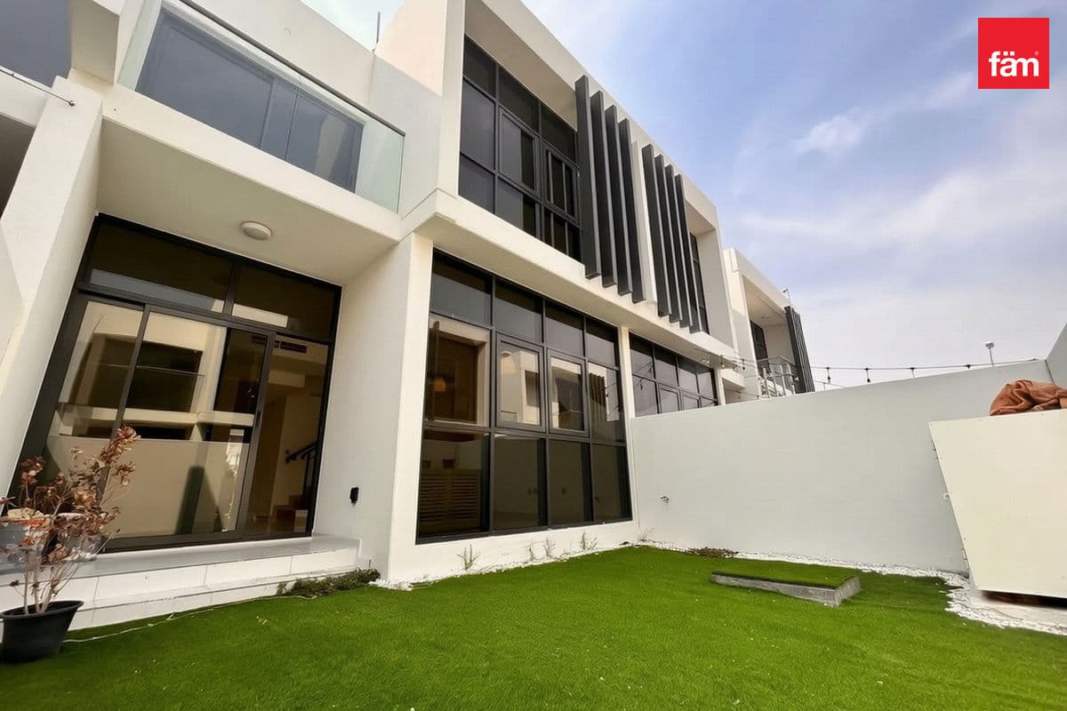 Largest Layout | Ready To Move | Near To Mall