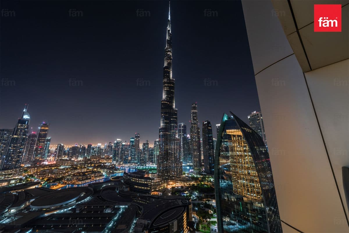 Luxury Living Above Downtown Iconic Boulevard