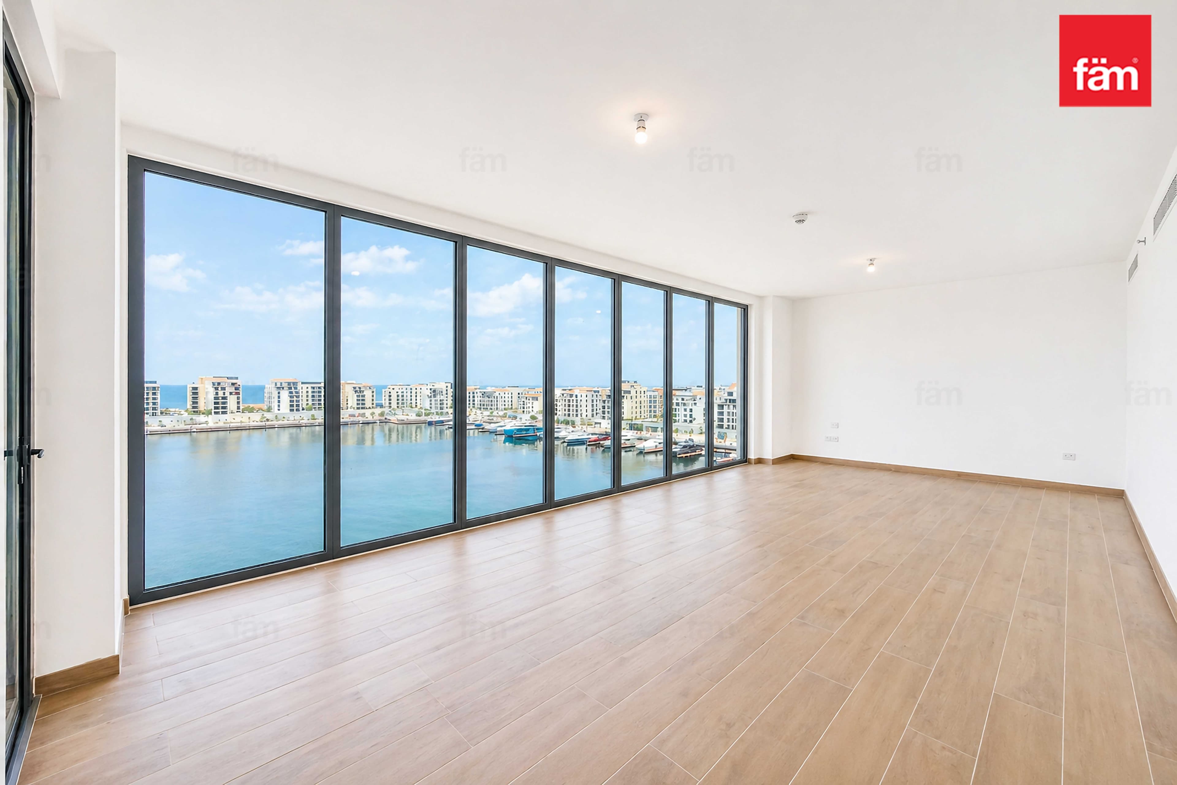 Unique Layout | Vacant | Marina View