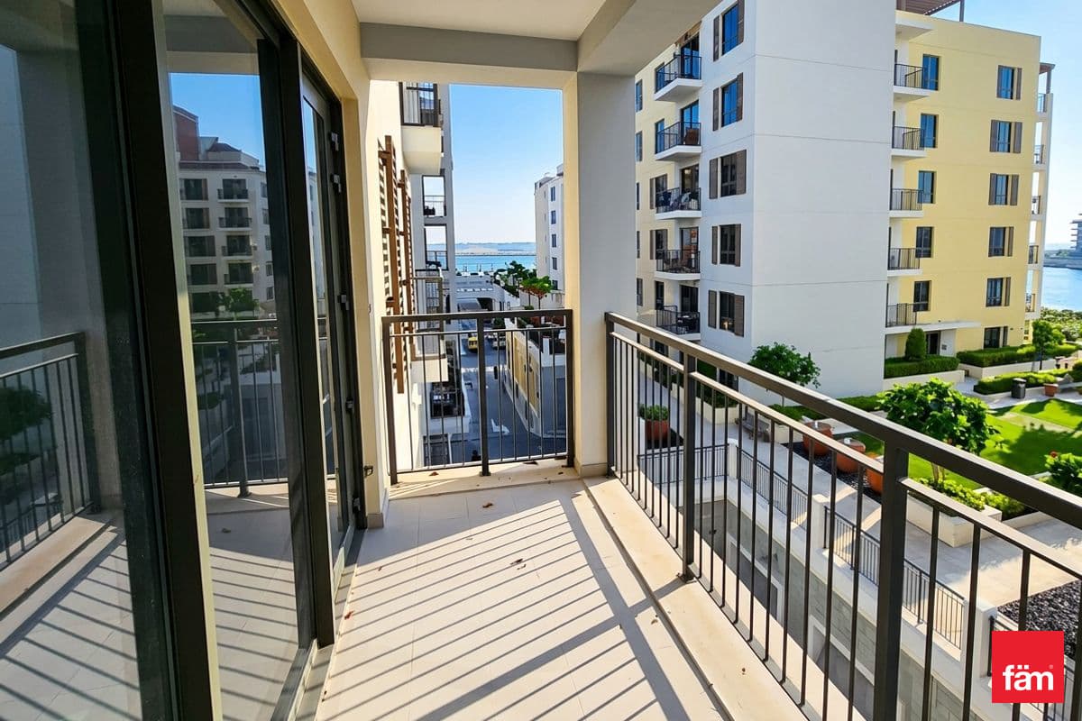 Sea View | Spacious 2br | Double Balcony
