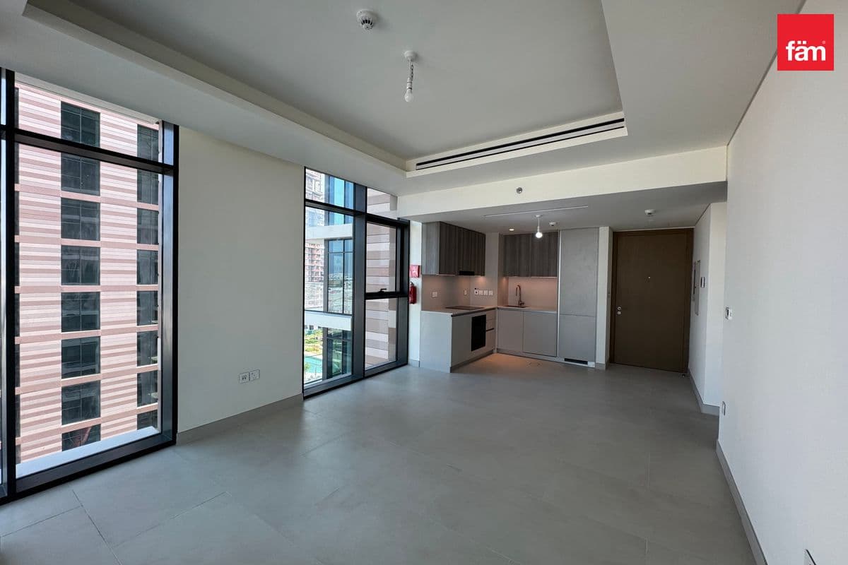 Vacant | Corner Unit | High Floor | Huge Layout