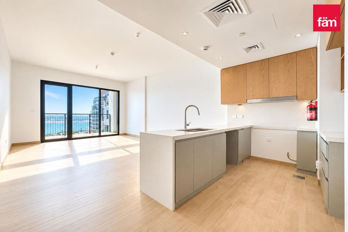 Sea View| Burj View | 2 Bed Bright Unit