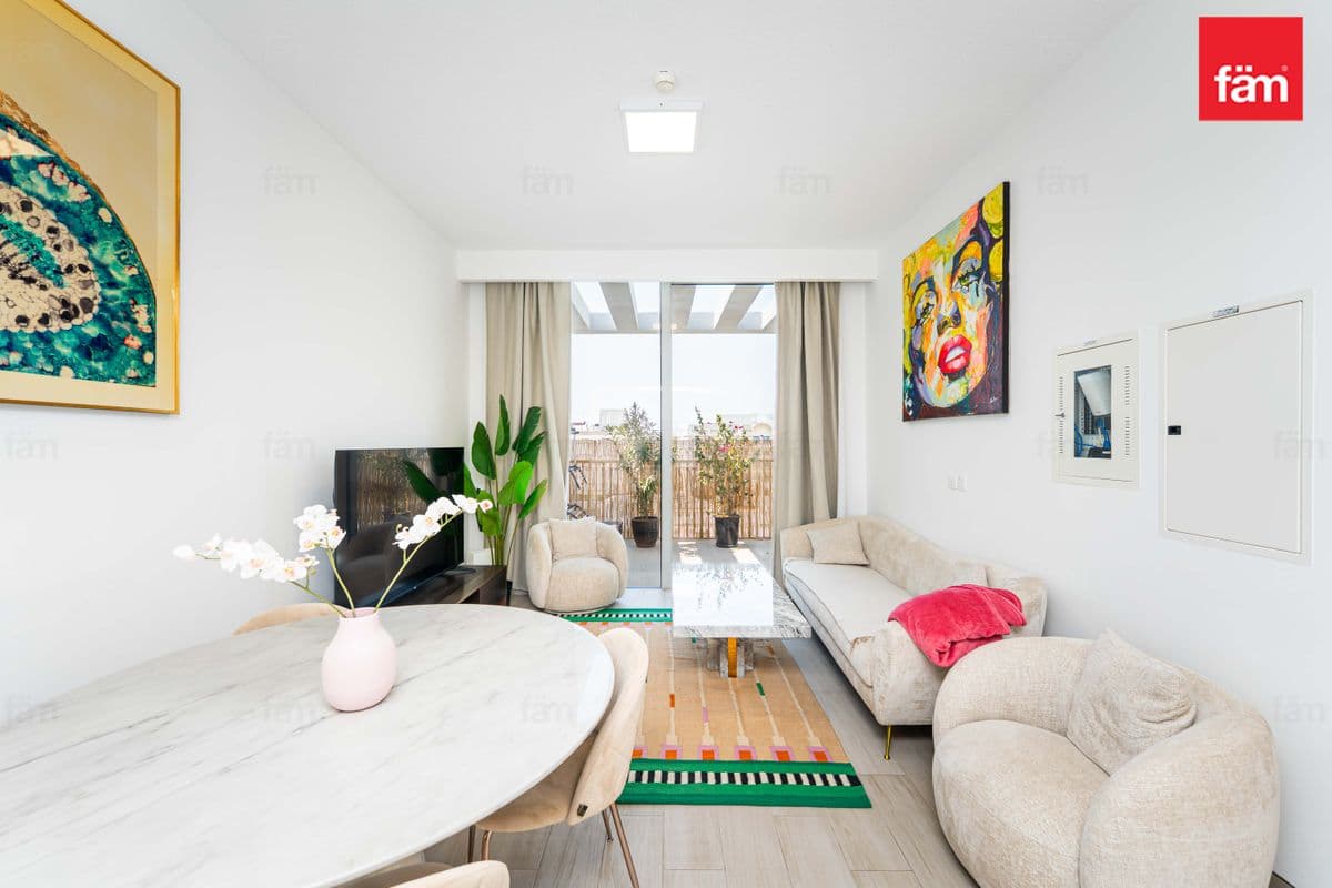 Furnished | Chiller Free | Bright Natural Lighting