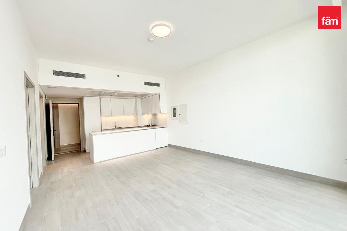 Rented 90k High Floor Spacious Layout Park View