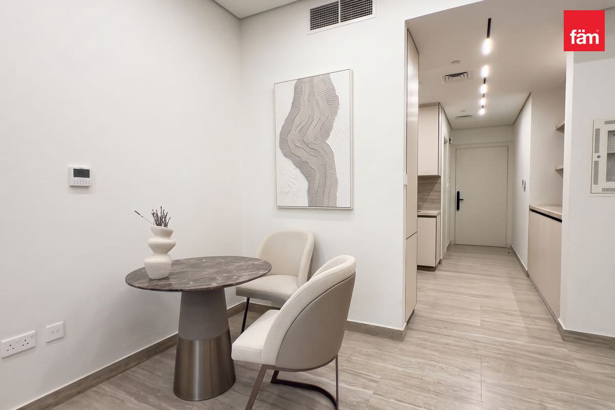 Exclusive | Canal View | High Floor