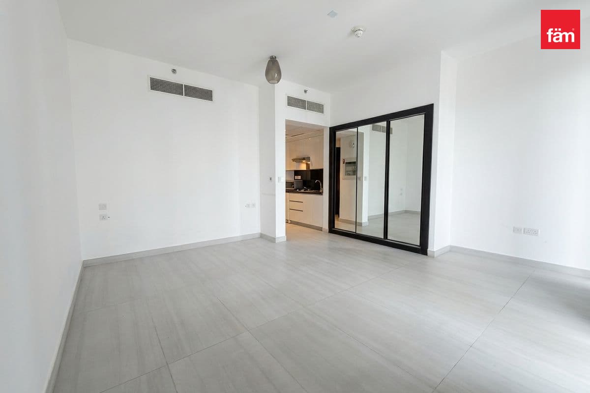 Luxurious APT With Serviced Amenities