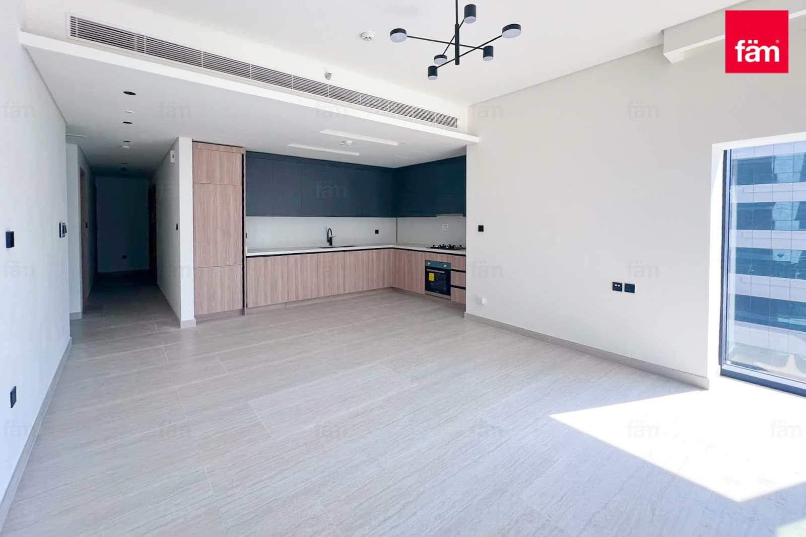 Marina Living 2 Bedroom | Near Metro | Spacious