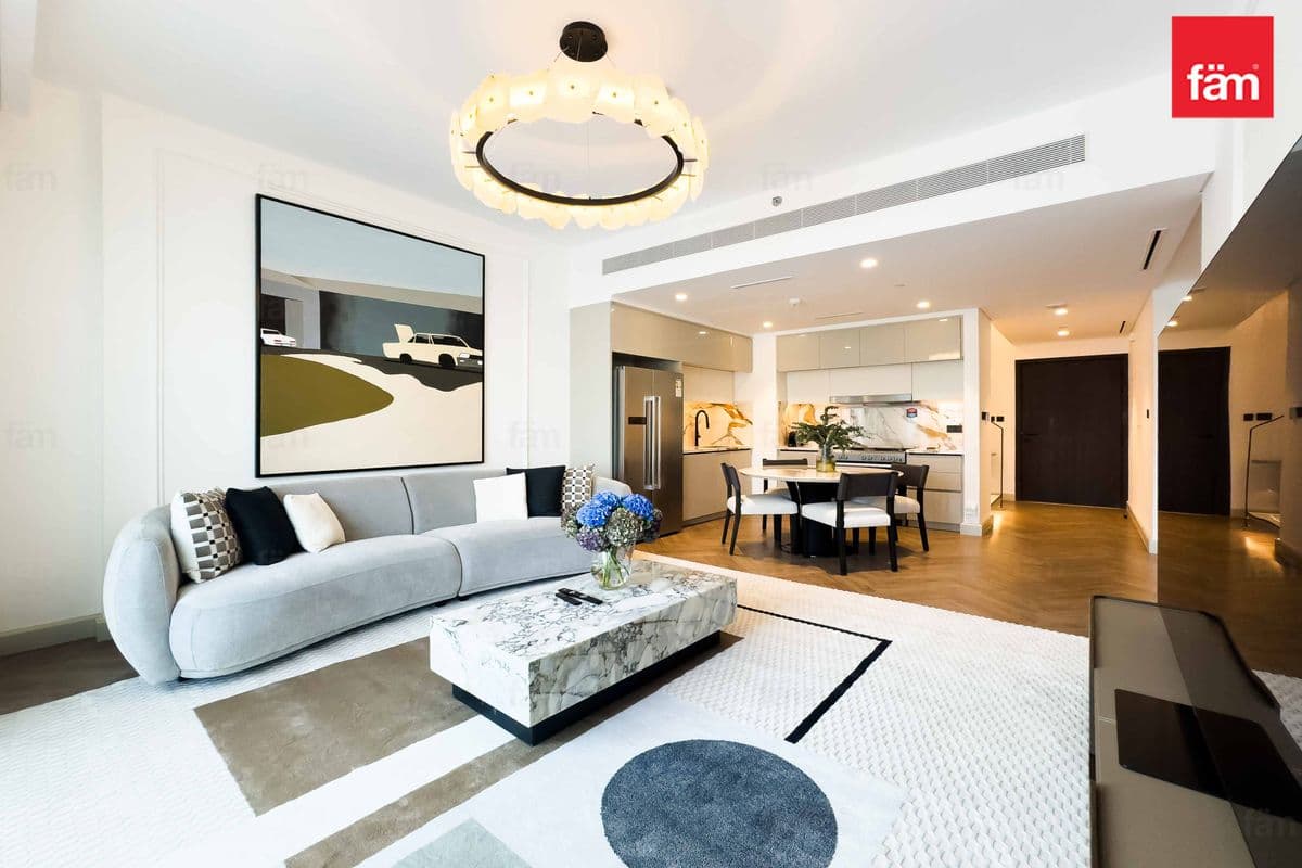 Fully Upgraded Duplex | Vacant