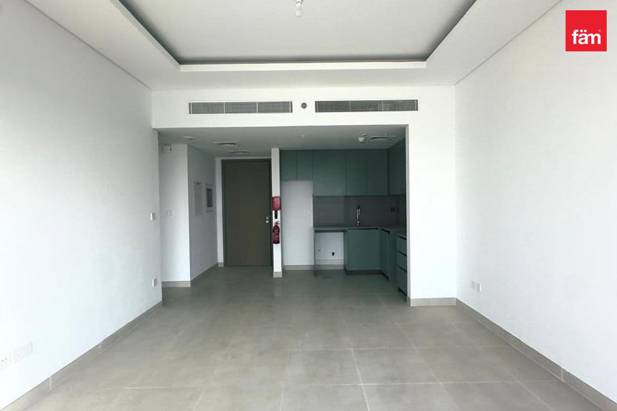 Brand New, Premium Location, Vacant