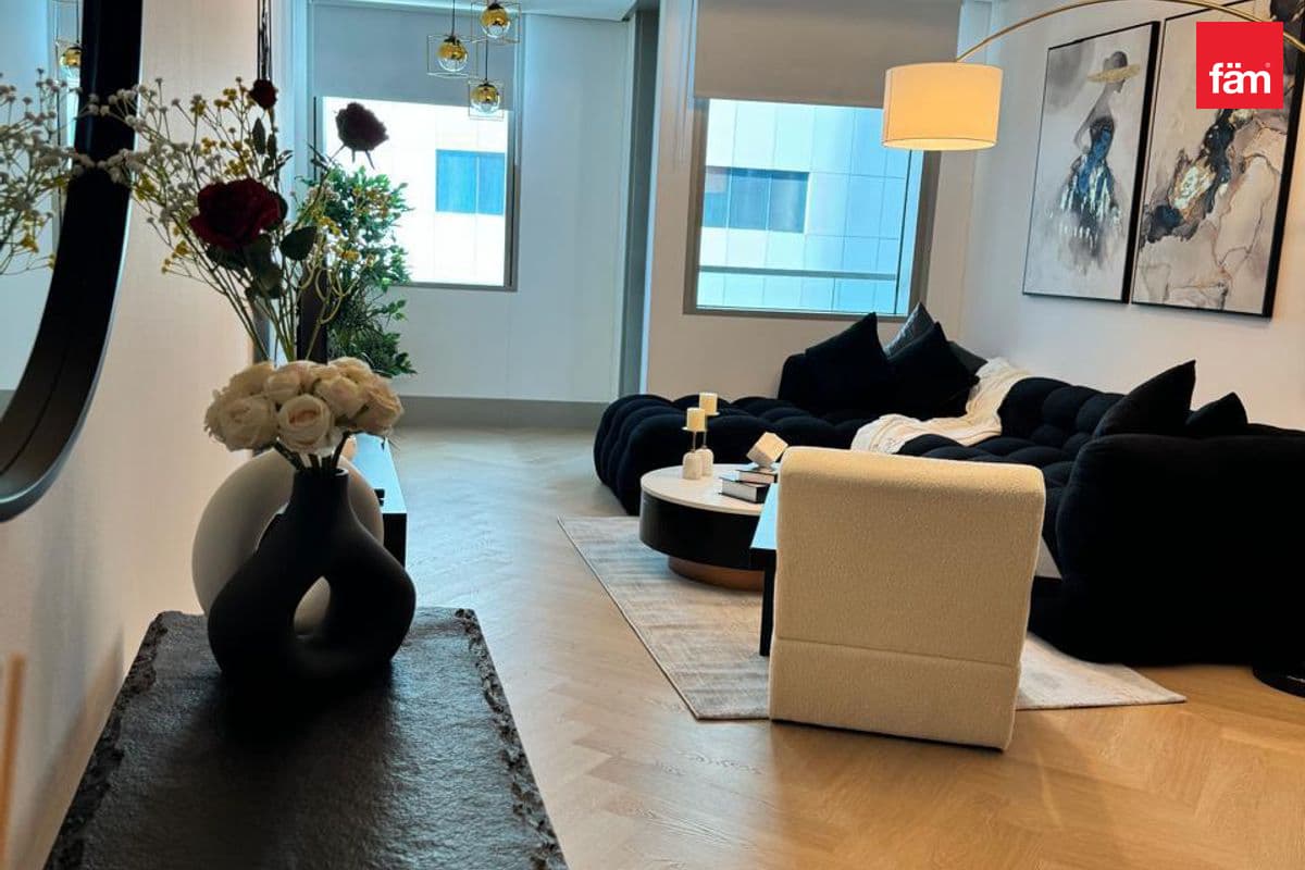 Fully Furnished | Near To Tram | Huge Layout