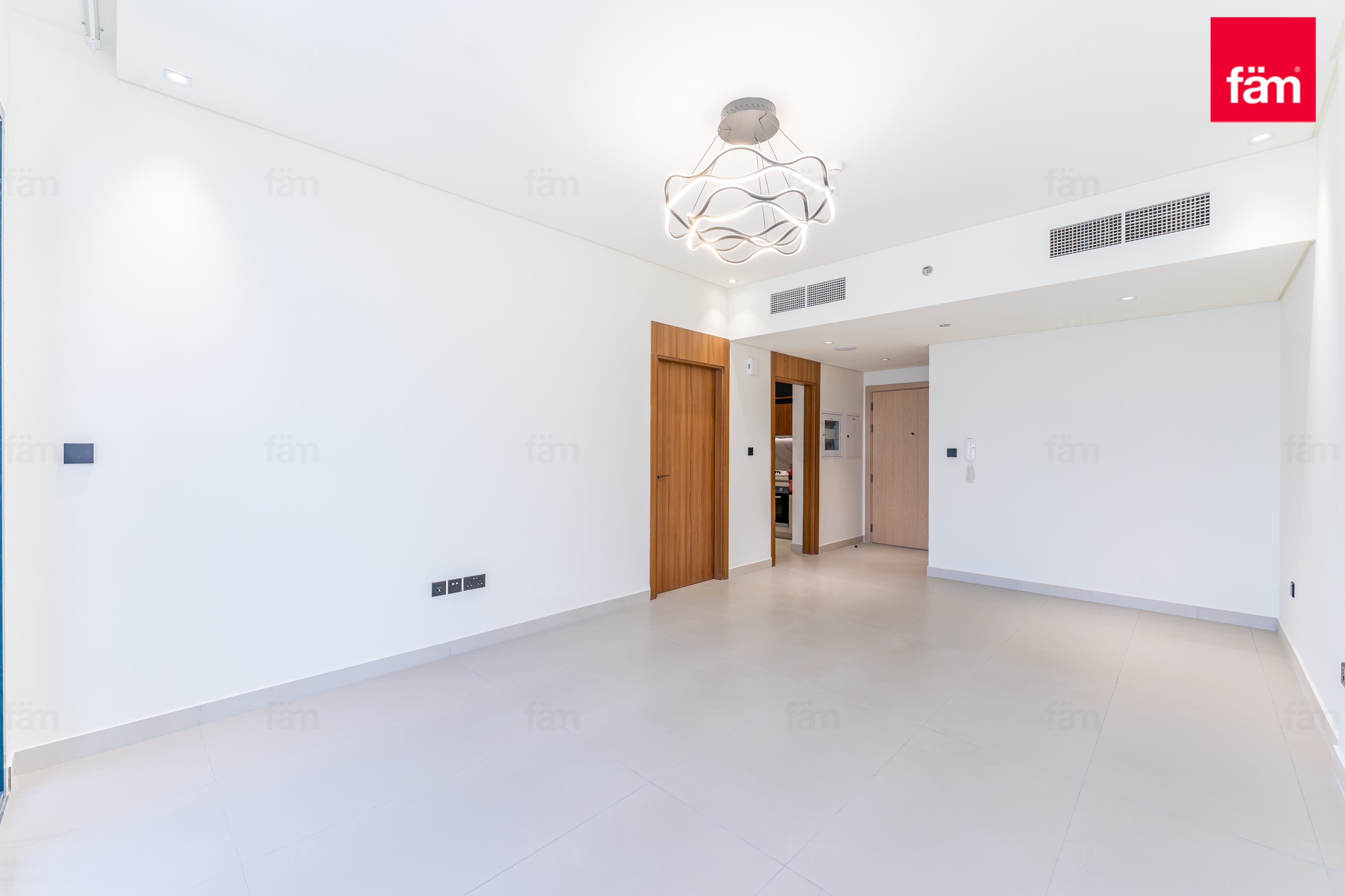 Spacious 1br | Community View | Jvc