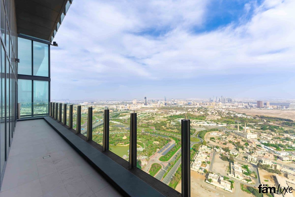 Luxury | Unfurnished | Connoisseur’s Choice