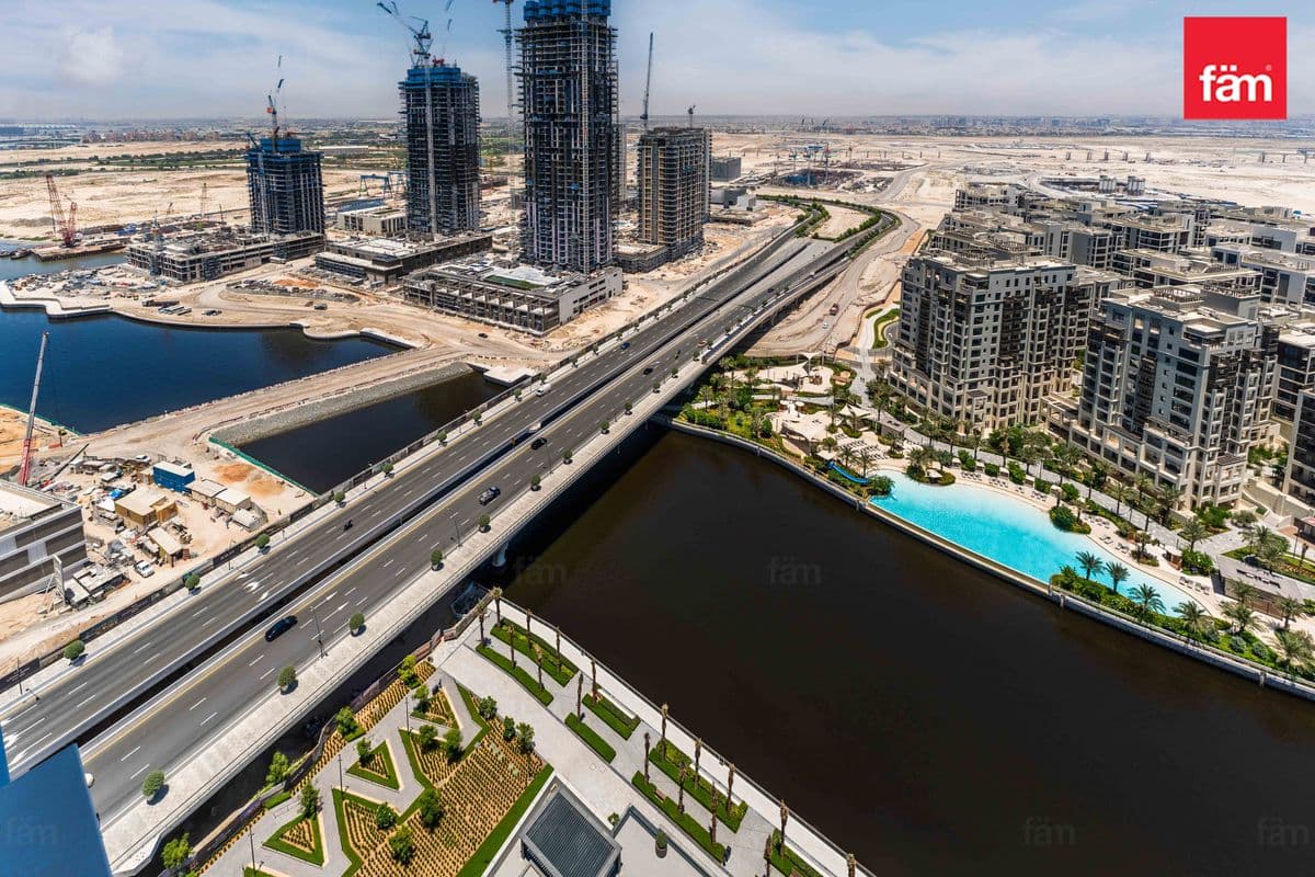 Unfurnished | Canal Views | Viewable
