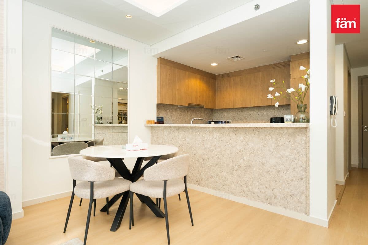 Spacious | Sea View | Prime Location | Tenanted