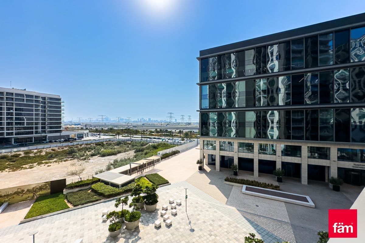High Floor | Vacant | Spacious
