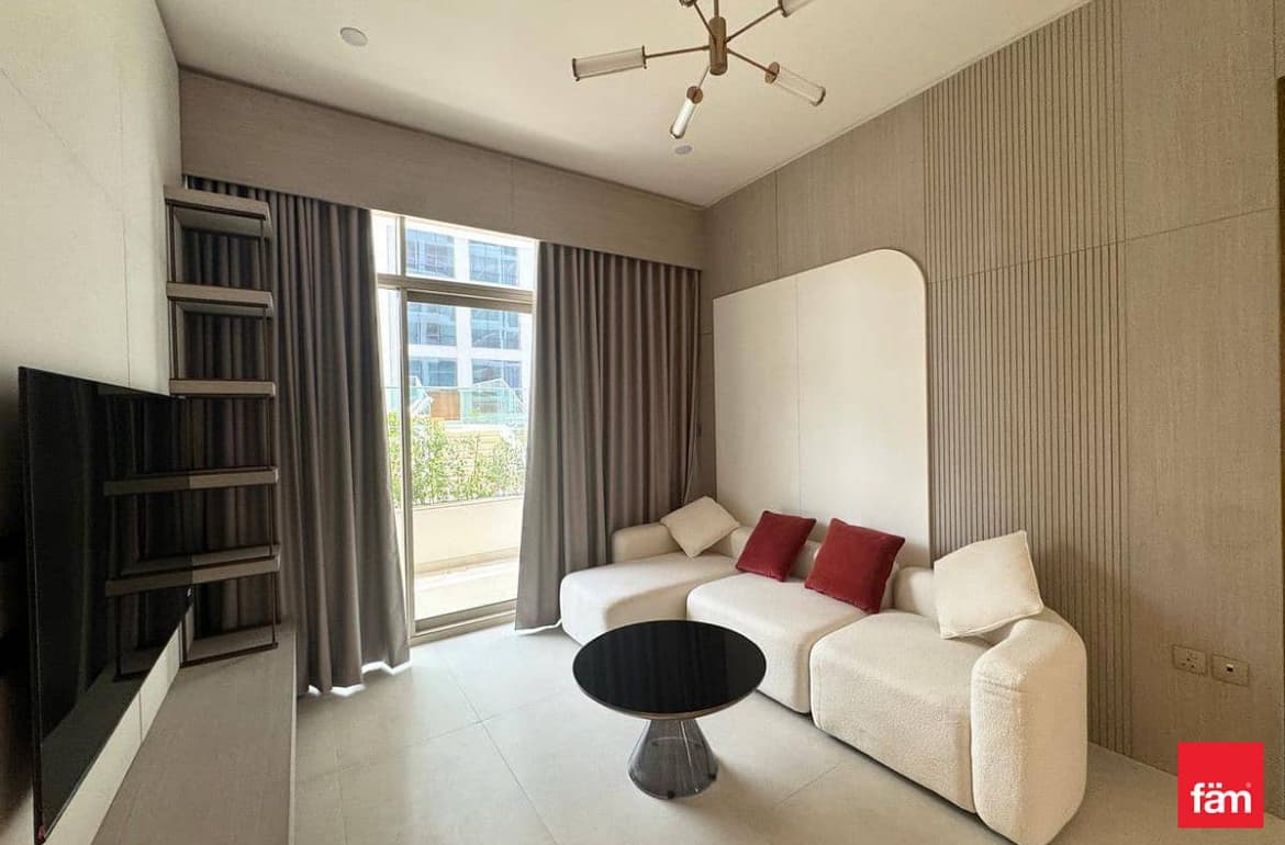 Vacant | Newly Built | Spacious & Bright