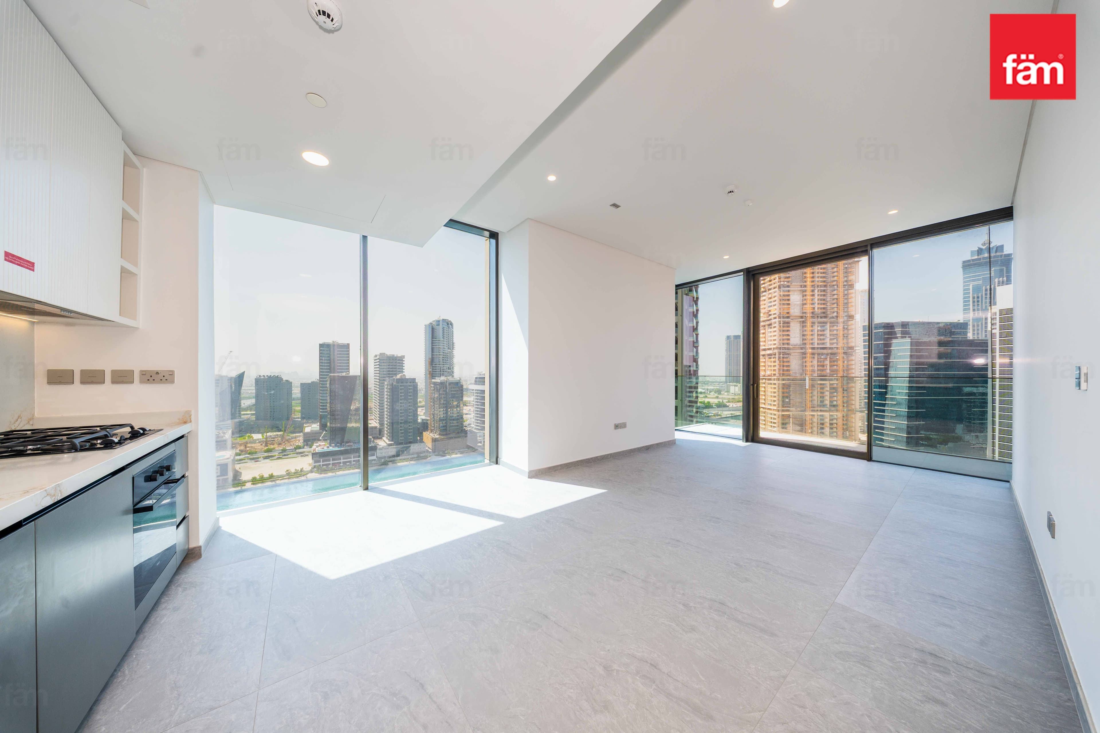 Luxury Living| 07 Series| Dubai Skyline View