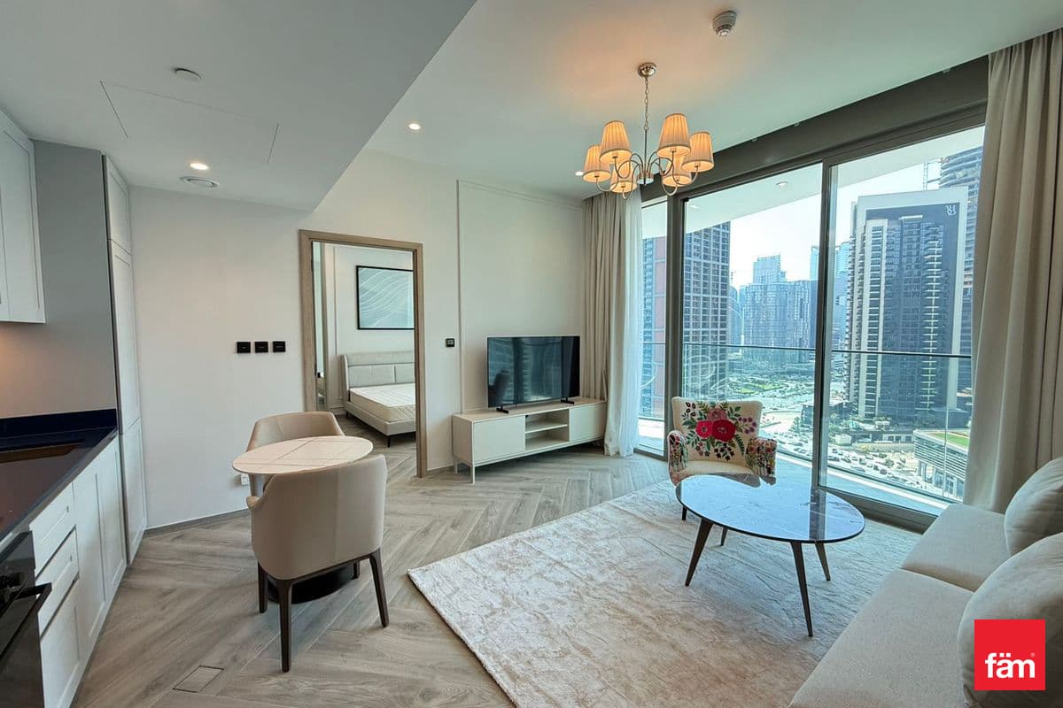 Furnished, Upgraded, Ready- To - Move