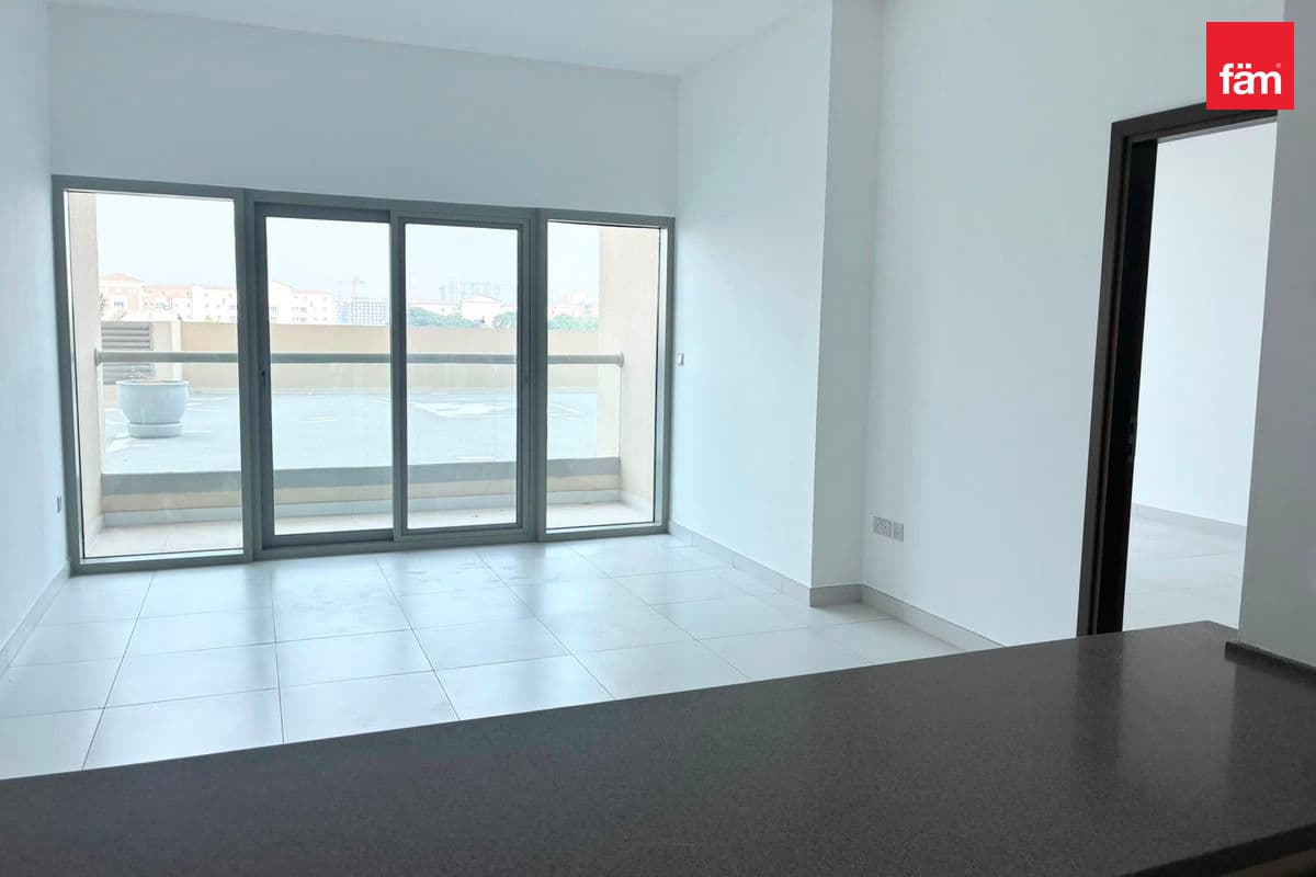 Spacious | Ready To Move | Low Floor