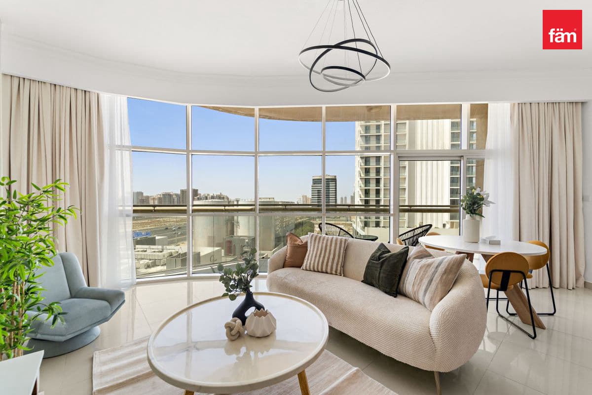 925 SQFT 1br | Community View | Reef Res 75k