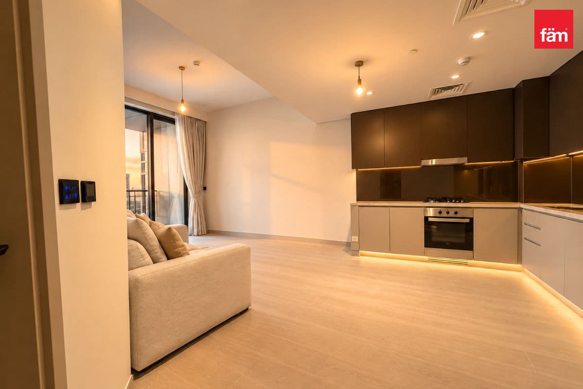 Brand New | High Floor | Vacant | Community View