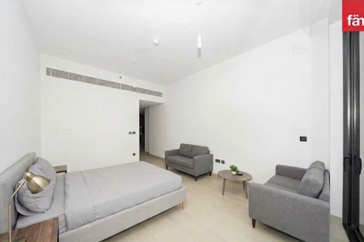 High Floor | Large Layout | Fully Furnished