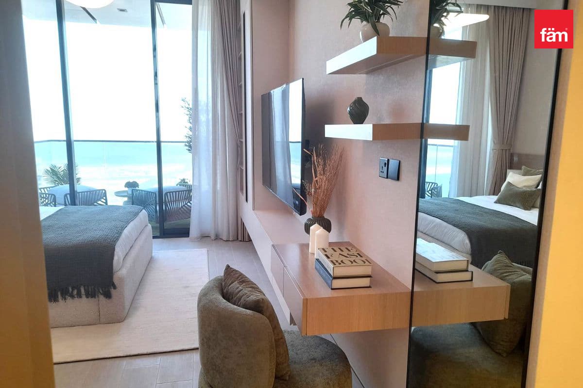 Luxuriously Furnished | High Floor | Brand New