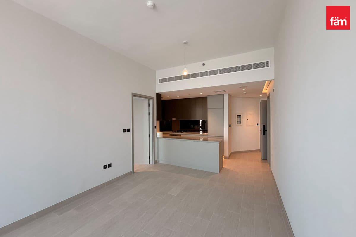 Brand New | Luxury Tower | Vacant | 4 Cheques