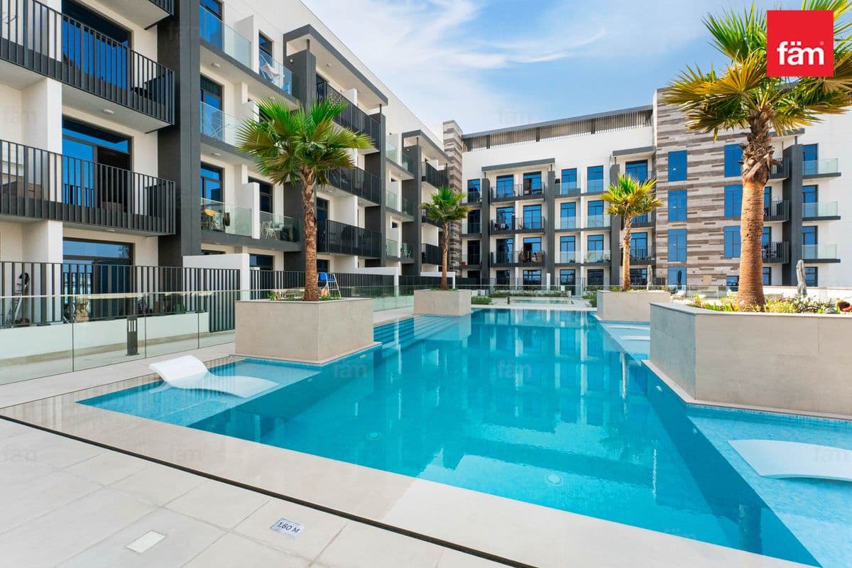 Vacant | Like New | Pool View | Good ROI