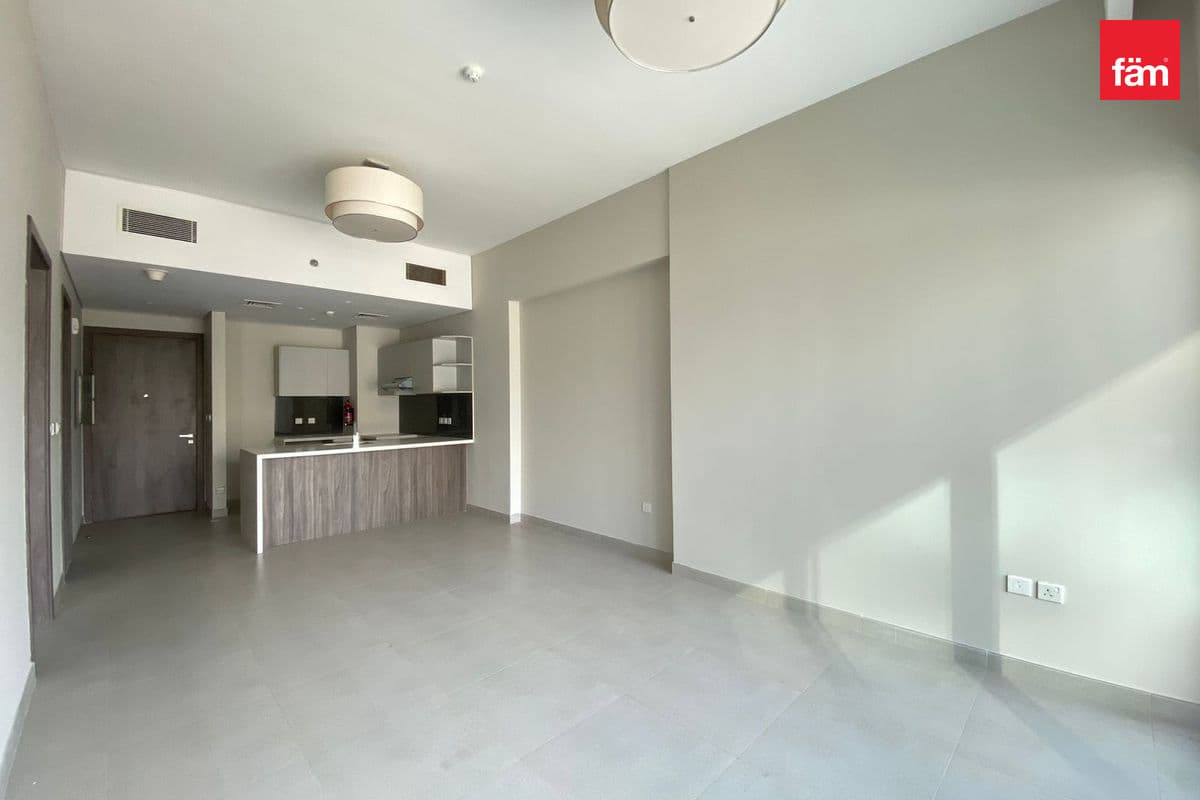 Ready | Prime Location | Unfurnished | Spacious