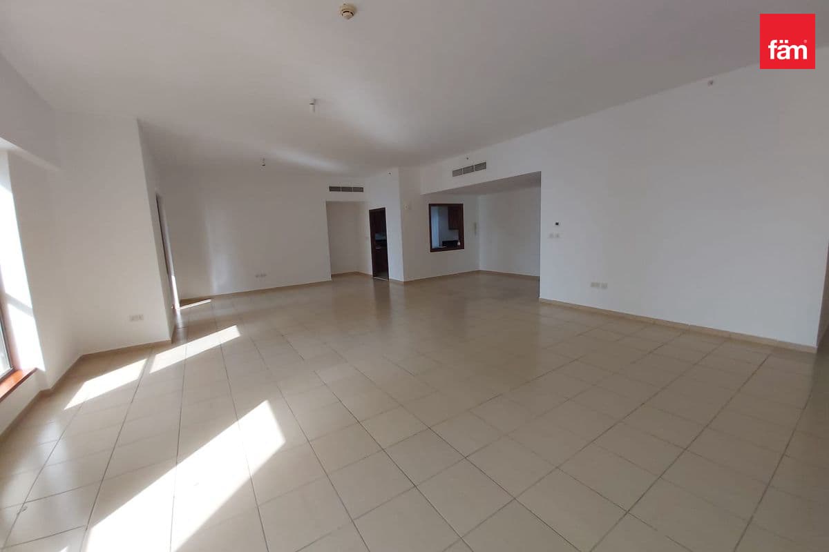 Sea View | Big Layout | Vacant | Best Deal