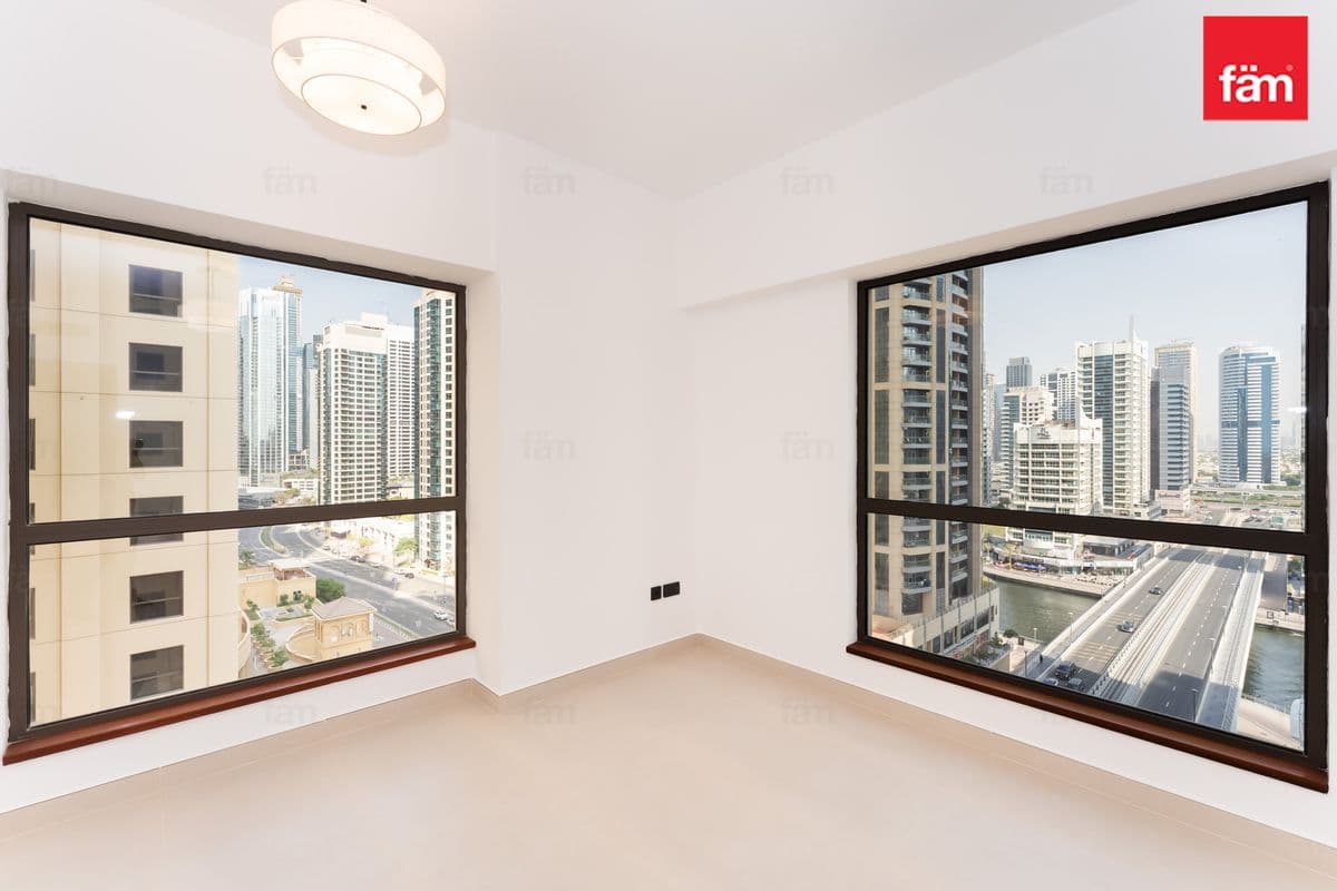 Fresh After Full Renovation I Mid Floor I Maids